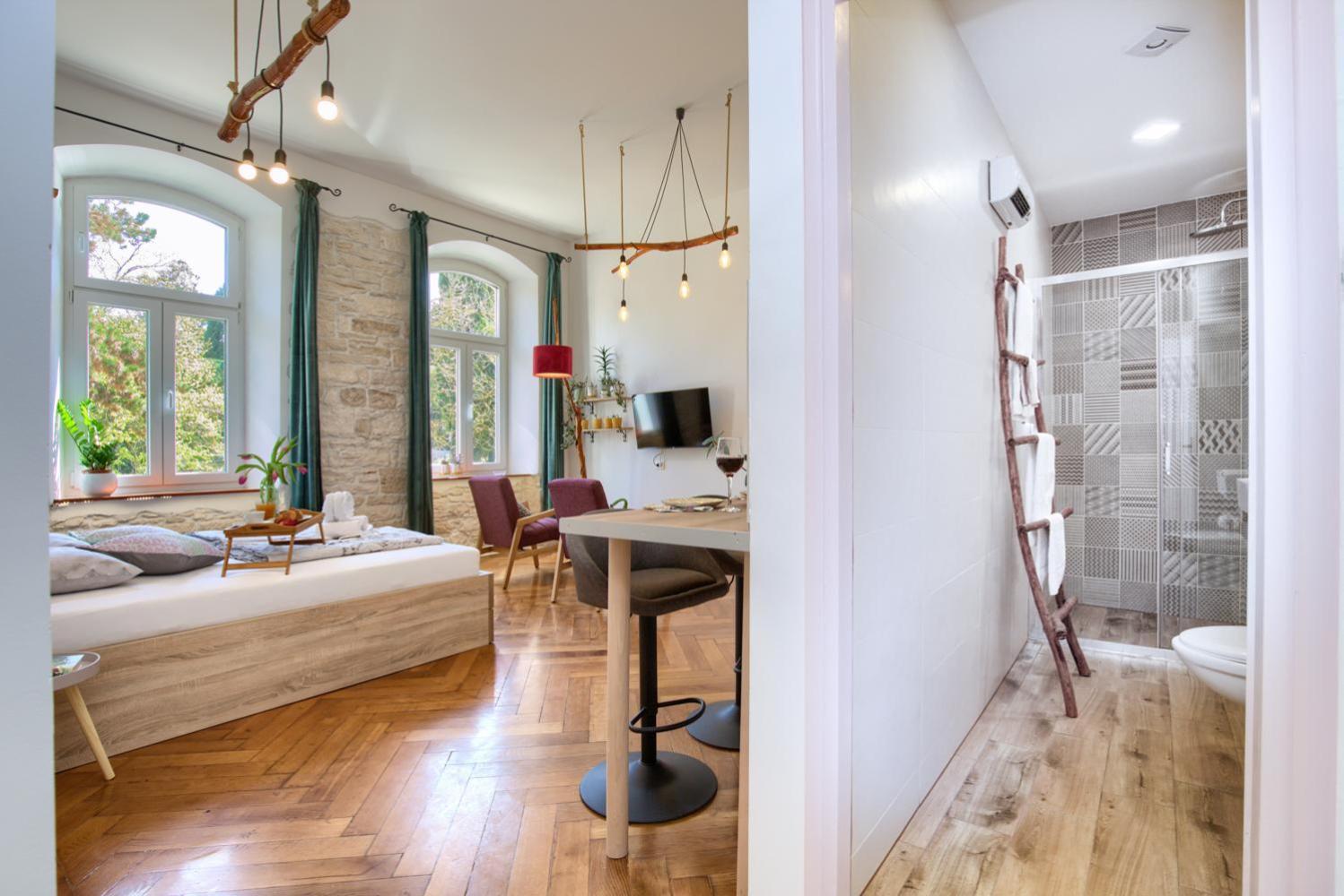 Appartement Henna 2 *